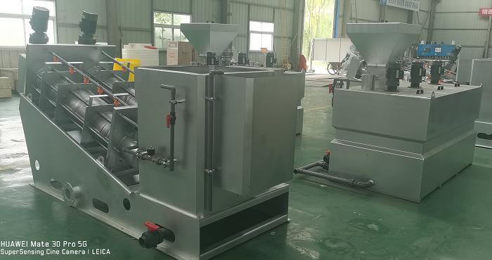 疊螺機、全自動加藥裝置加工中